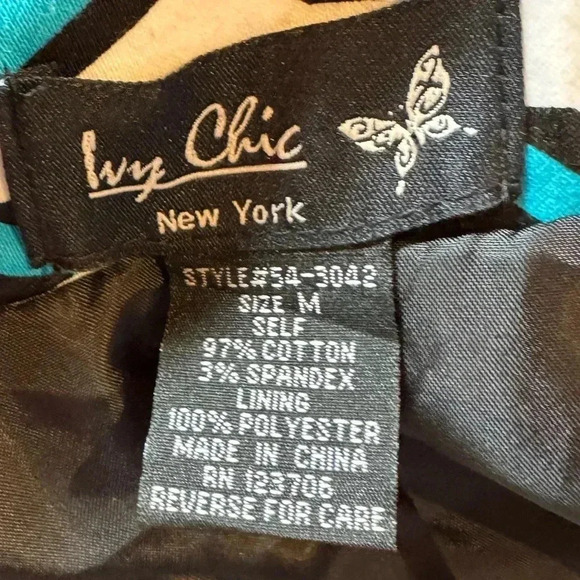 Ivy Chic New York jacket size medium - Picture 3 of 3